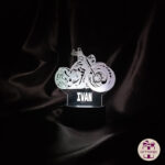 motor; lampe s imenom; unikatni pokloni; lampe u boji; gravirane lampe; pokloni; noćna led lampa; personalizirana led lampa; giftmanija; 3d lampa; personalizirani pokloni;