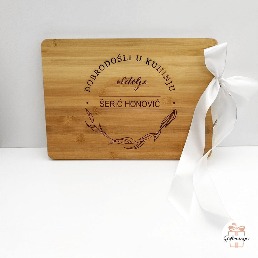 Giftmanija, poklon; personalizirani pokloni, personalizirana daska za rezanje; gravirana daska; poklon za kuhara; unikatni pokloni; daska za rezanje;