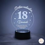 Personalizirana LED lampa za 18 rođendan s imenom Dominik i prigodnom posvetom koja svijetli
