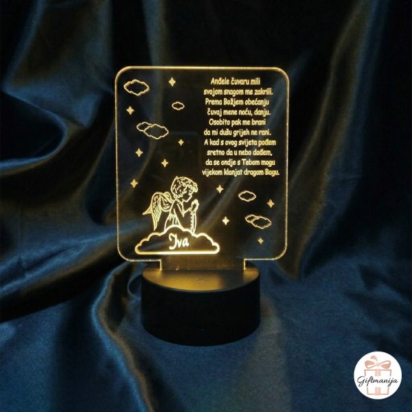 Personalizirana akrilna lampa s motivom anđela koji moli i tekstom molitve Anđele čuvaru.