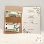 Otvorena personalizirana drvena čestitka za vjenčanje s pretincem za novac i posvetom